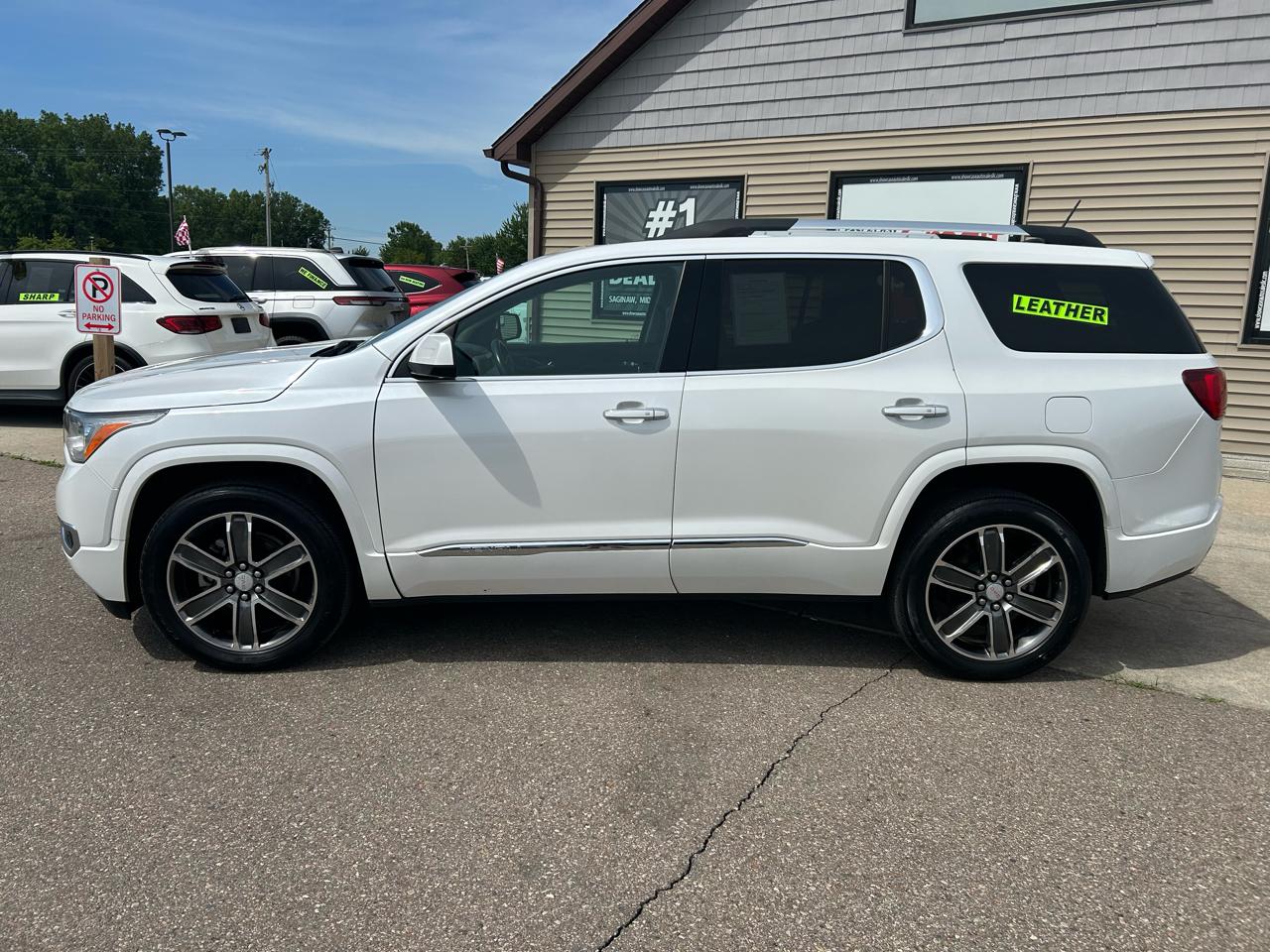 GMC Acadia AWD 4dr Denali 2017