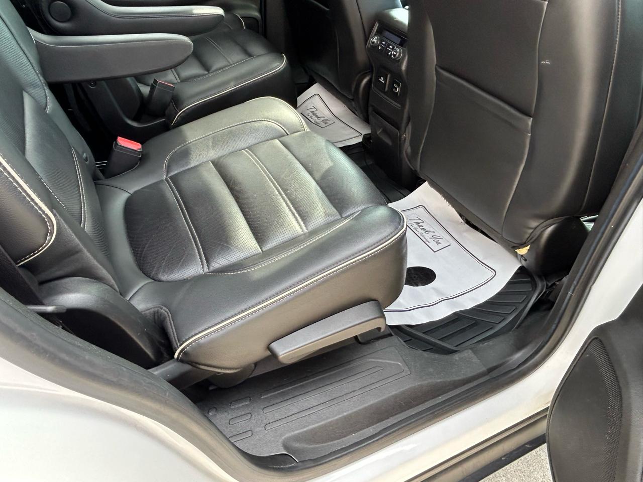 GMC Acadia AWD 4dr Denali 2017