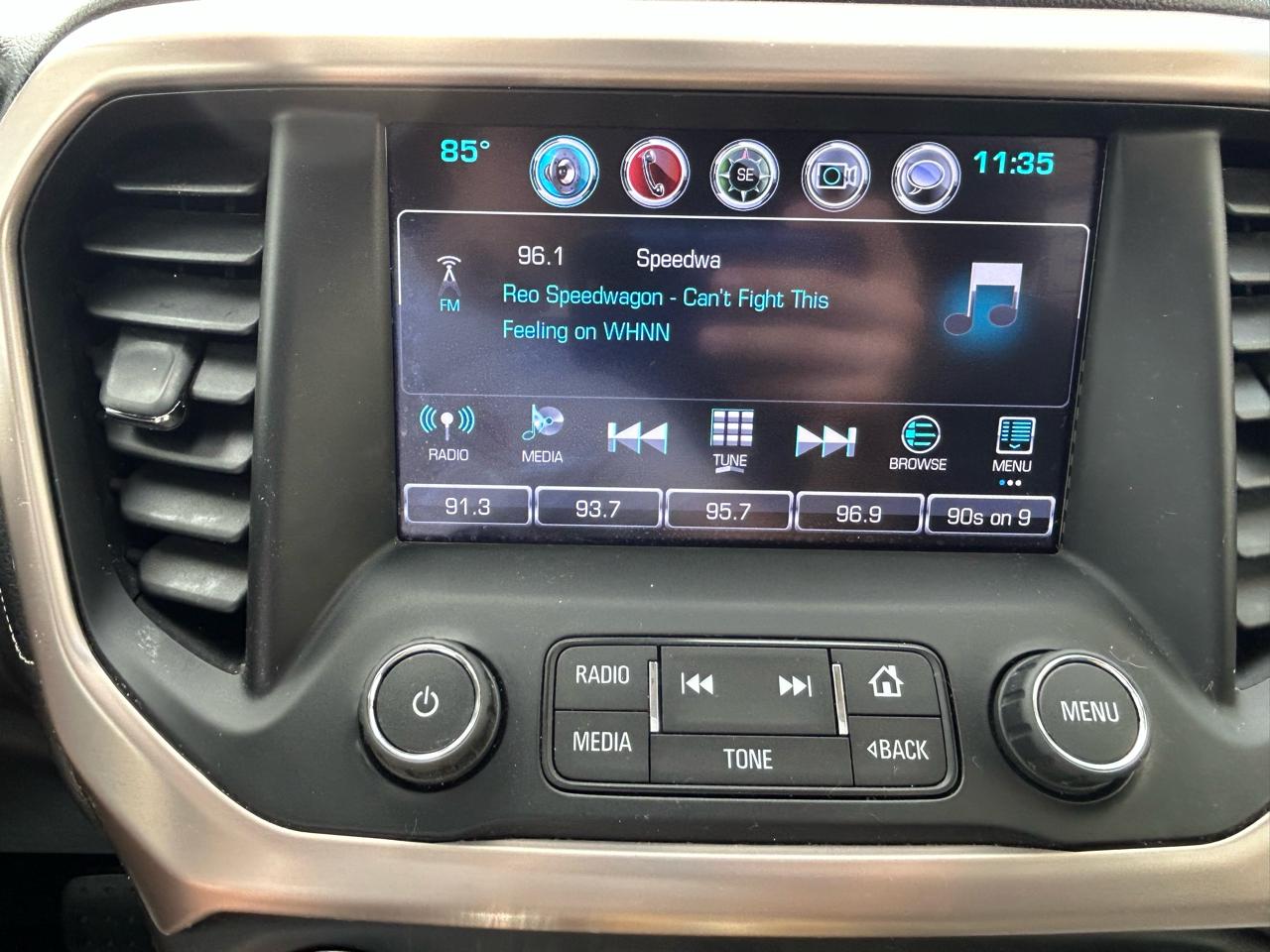 GMC Acadia AWD 4dr Denali 2017