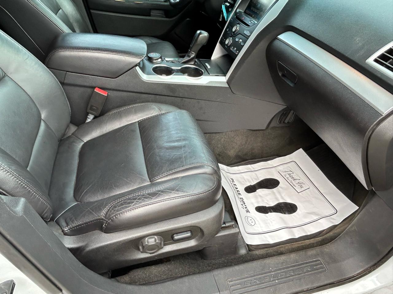 Ford Explorer 4WD 4dr XLT 2015