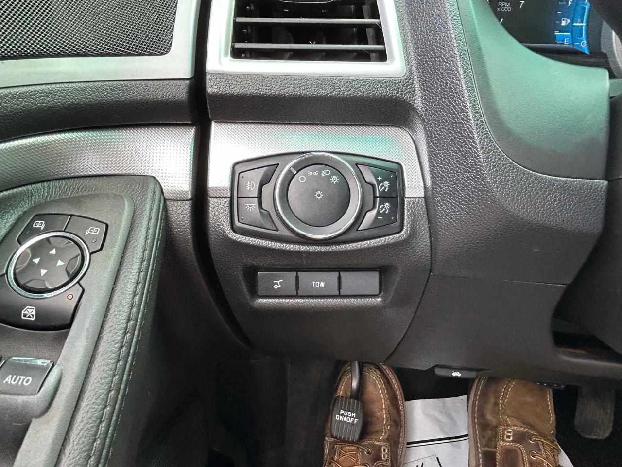 Ford Explorer 4WD 4dr XLT 2015