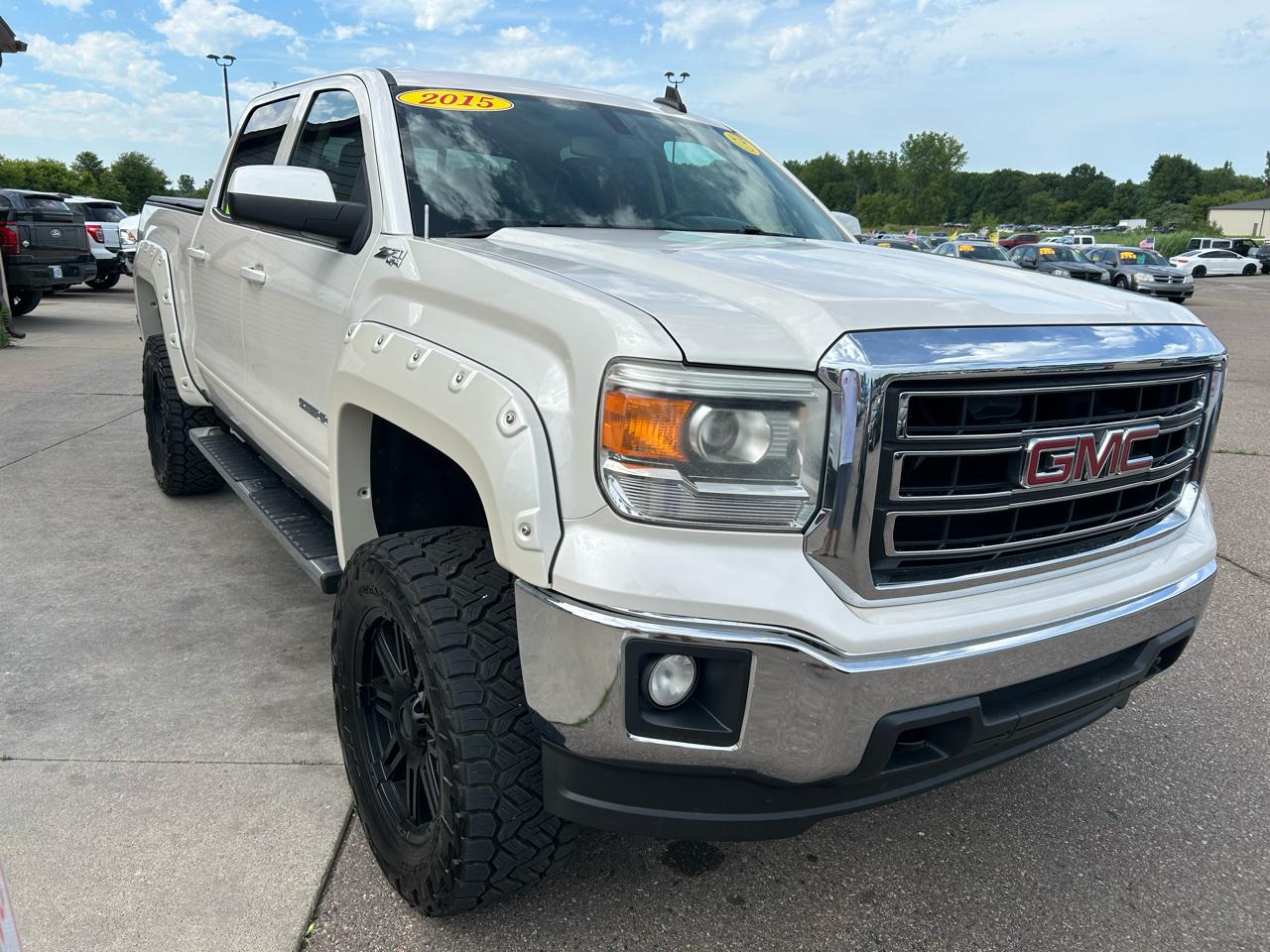 GMC Sierra 1500 4WD Crew Cab 143.5" SLE 2015