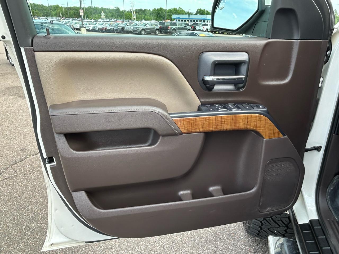 GMC Sierra 1500 4WD Crew Cab 143.5" SLE 2015