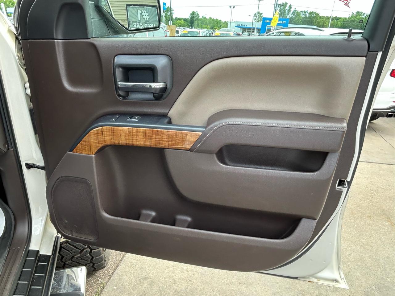 GMC Sierra 1500 4WD Crew Cab 143.5" SLE 2015