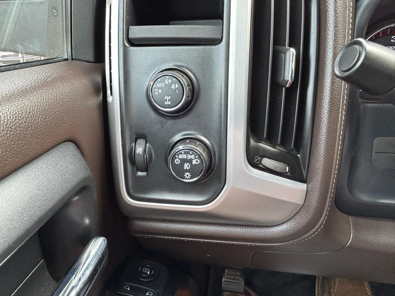 GMC Sierra 1500 4WD Crew Cab 143.5" SLE 2015
