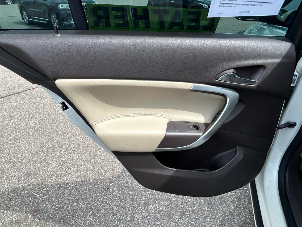 Buick Regal 4dr Sdn Turbo Premium 1 2013