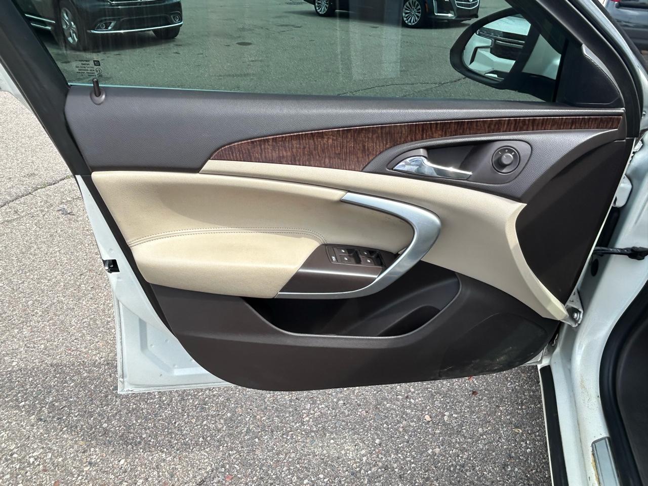 Buick Regal 4dr Sdn Turbo Premium 1 2013