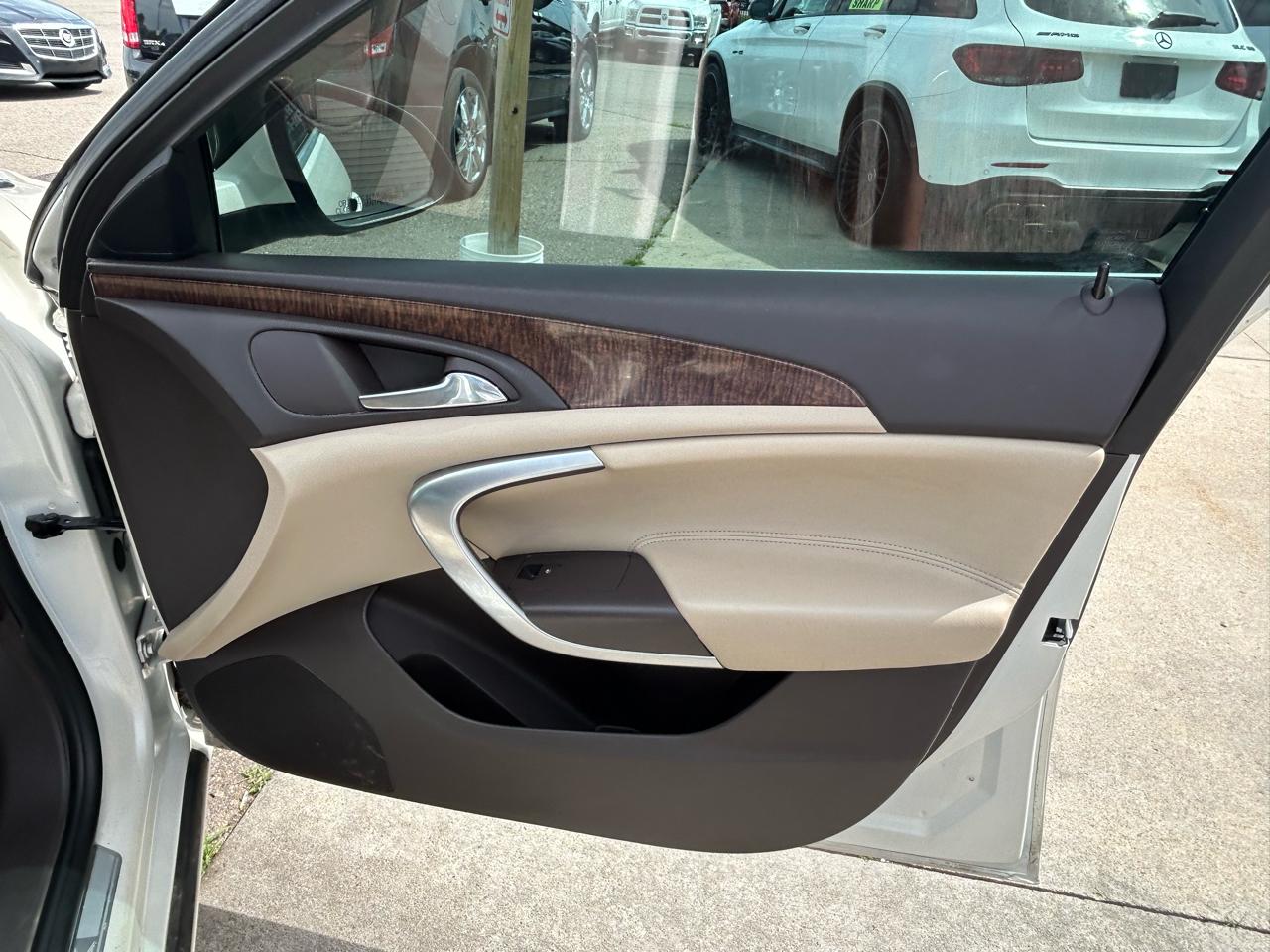 Buick Regal 4dr Sdn Turbo Premium 1 2013