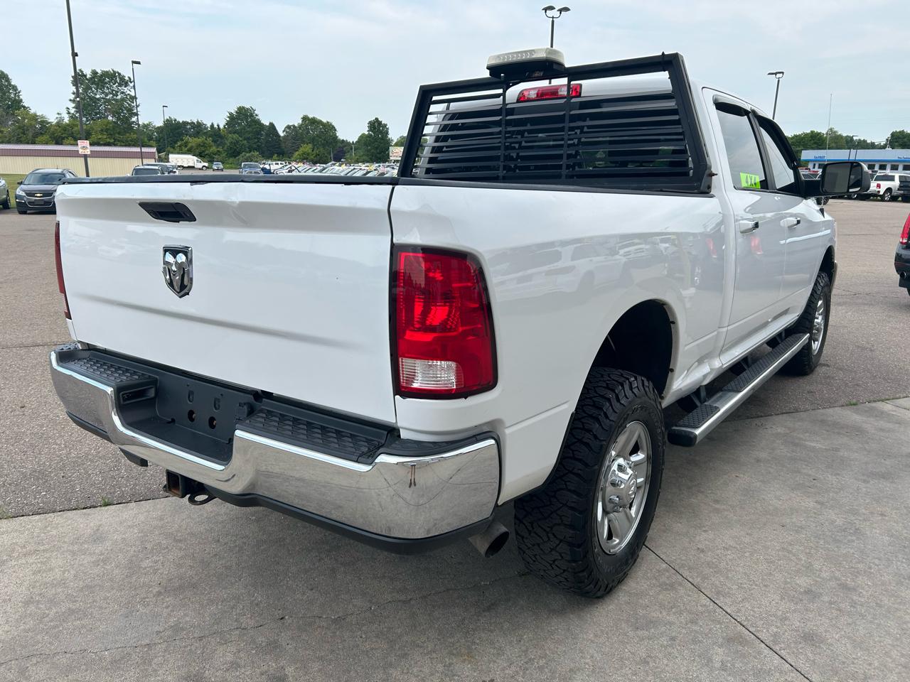 RAM 2500 SLT 4x4 Crew Cab 6'4" Box 2018