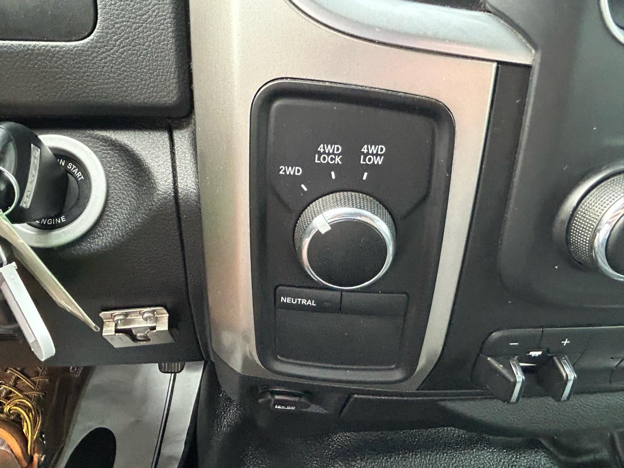 RAM 2500 SLT 4x4 Crew Cab 6'4" Box 2018