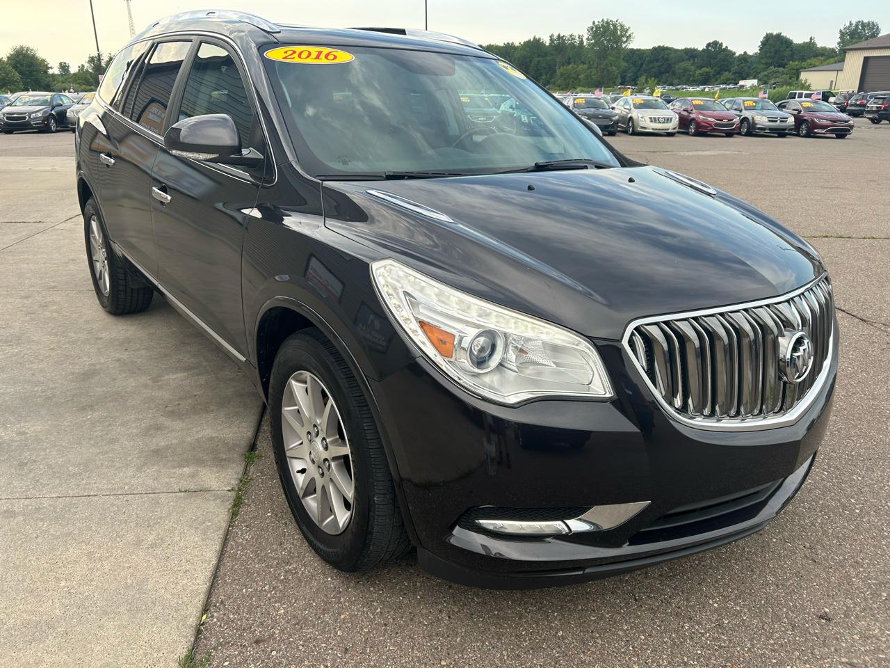 Buick Enclave FWD 4dr Leather 2016