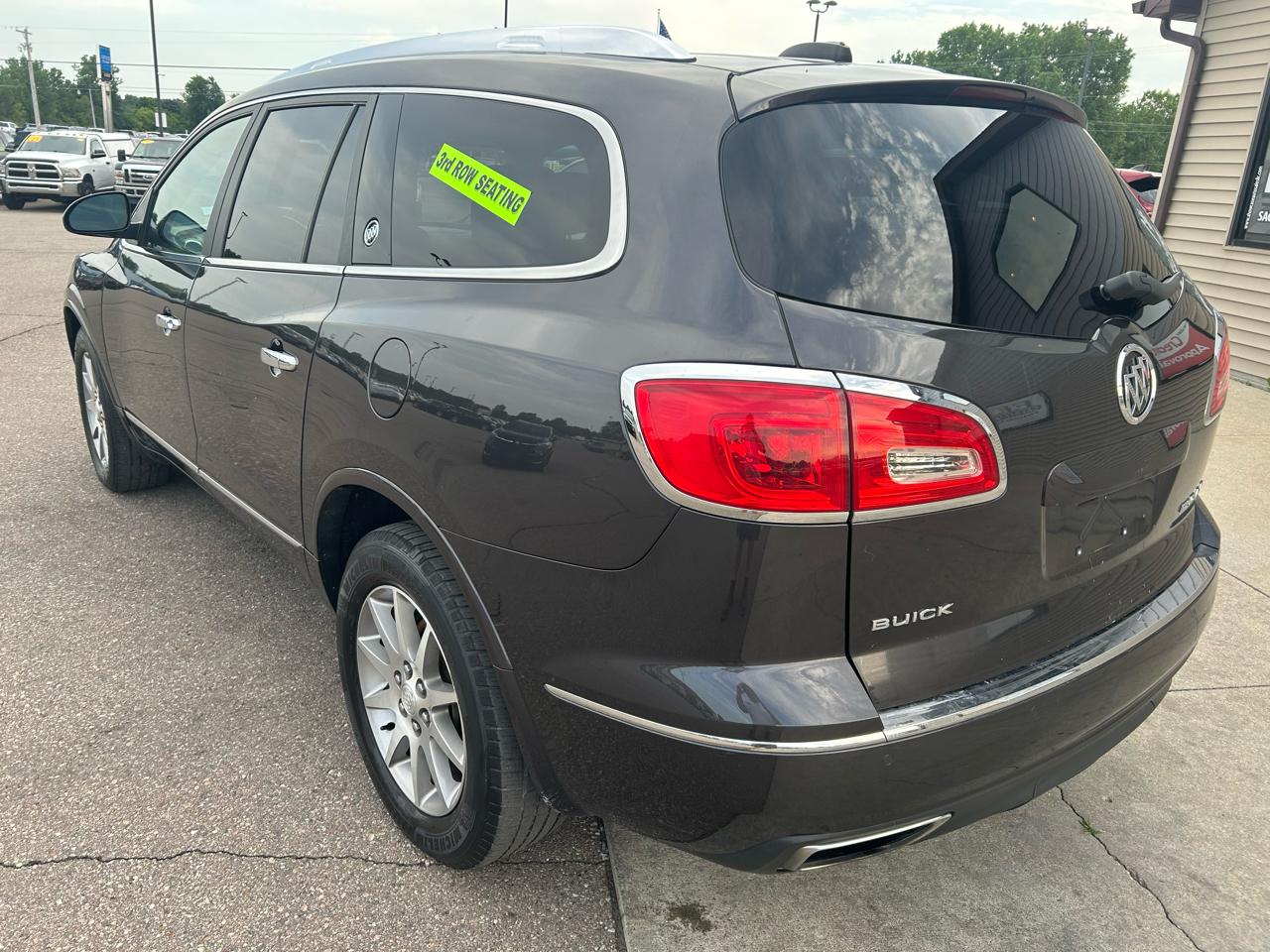 Buick Enclave FWD 4dr Leather 2016