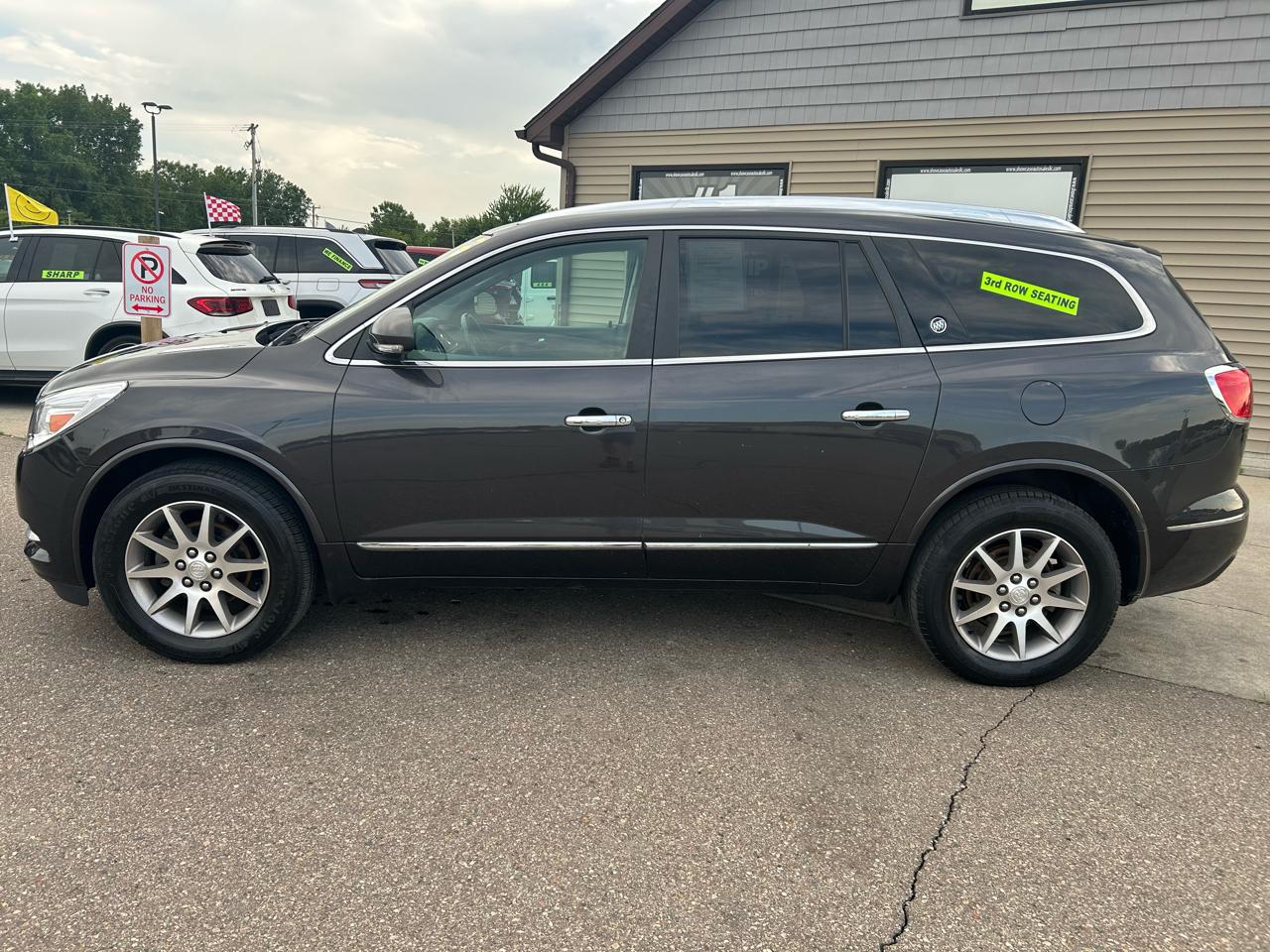 Buick Enclave FWD 4dr Leather 2016