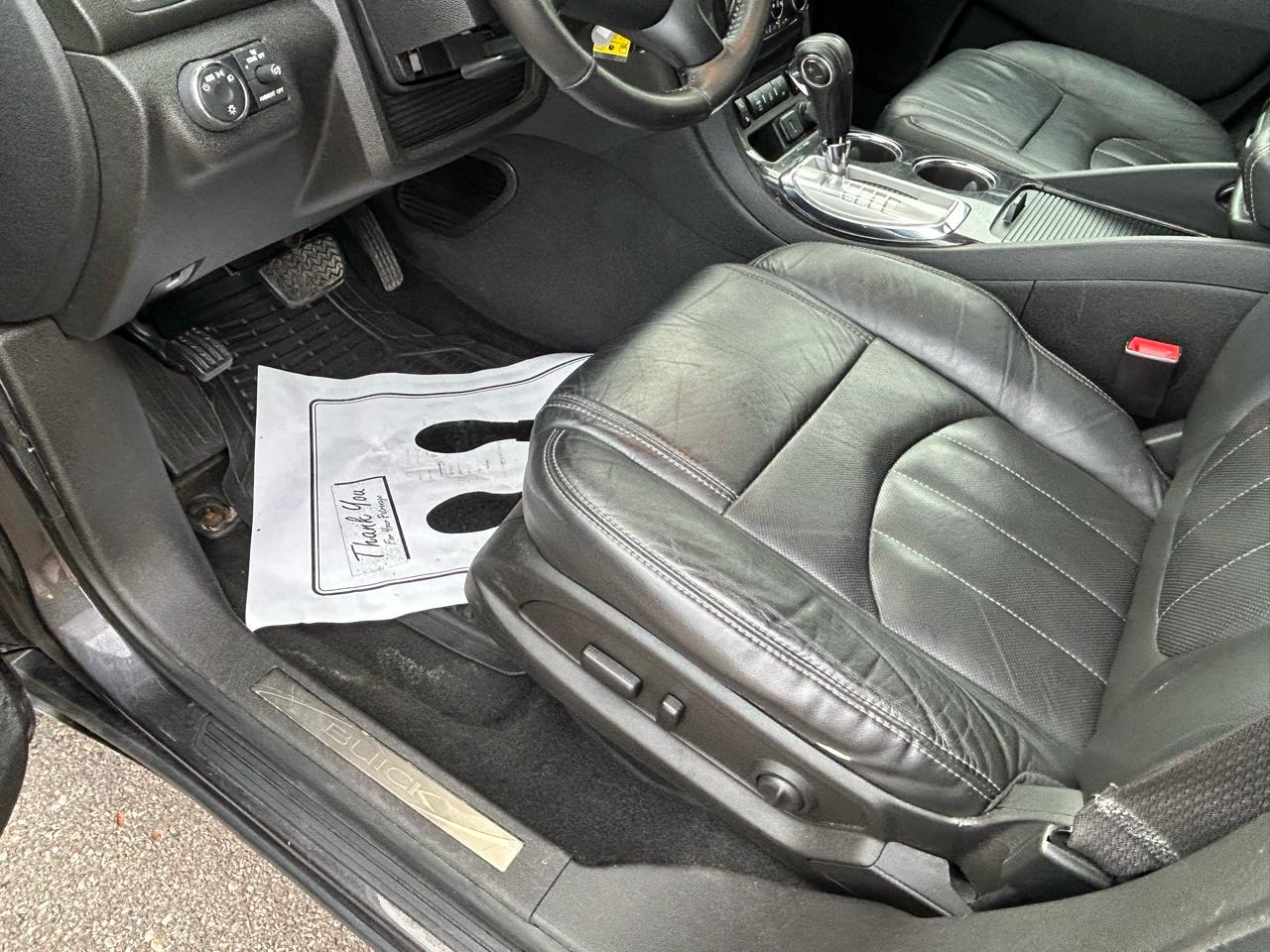 Buick Enclave FWD 4dr Leather 2016
