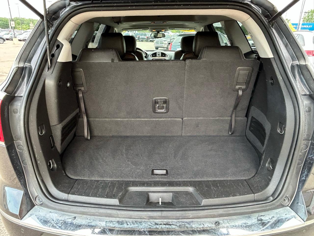 Buick Enclave FWD 4dr Leather 2016