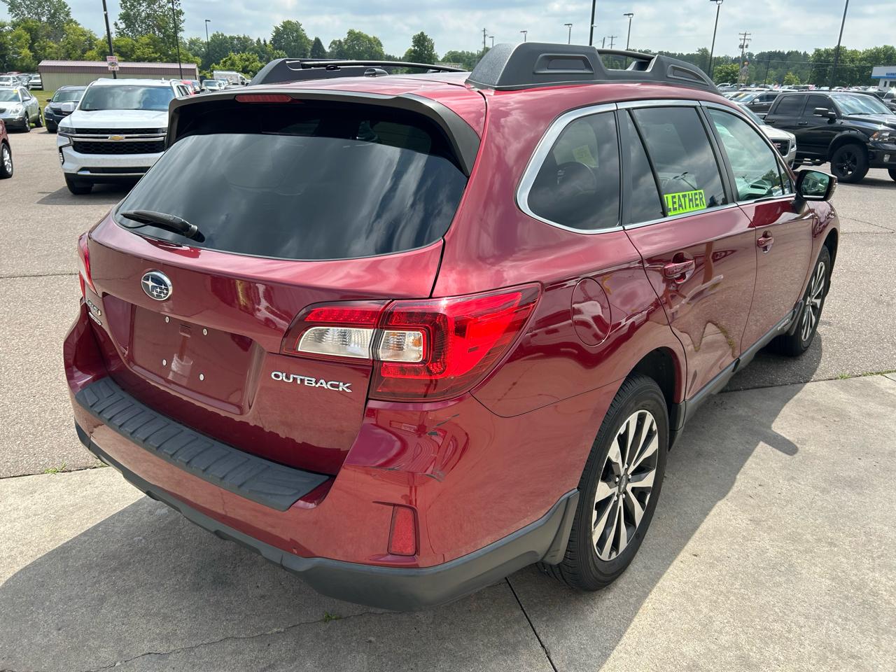 Subaru Outback 4dr Wgn 2.5i Limited 2015