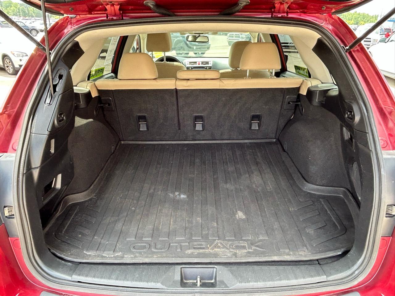 Subaru Outback 4dr Wgn 2.5i Limited 2015