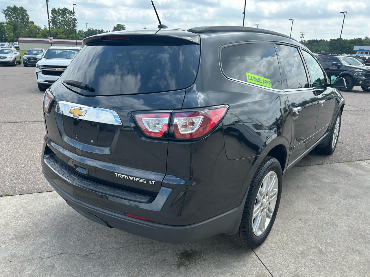 Chevrolet Traverse AWD 4dr LT w/1LT 2015