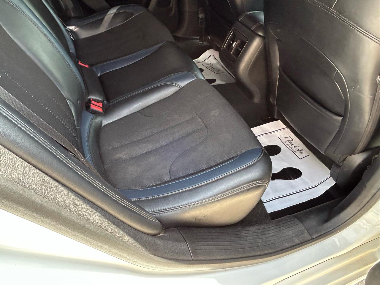Chrysler 200 4dr Sdn S FWD 2015