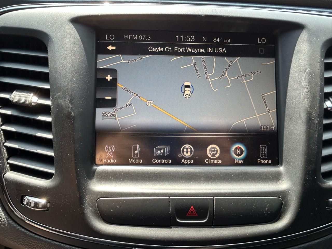 Chrysler 200 4dr Sdn S FWD 2015