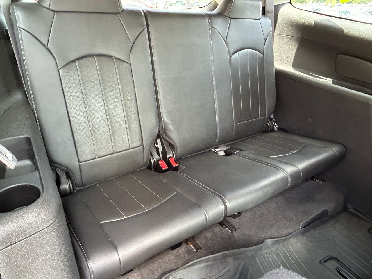 Buick Enclave AWD 4dr Leather 2015