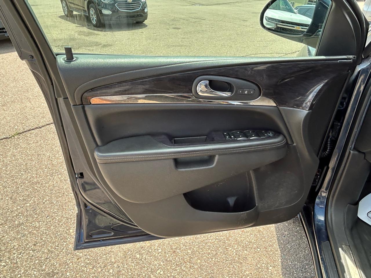 Buick Enclave AWD 4dr Leather 2015