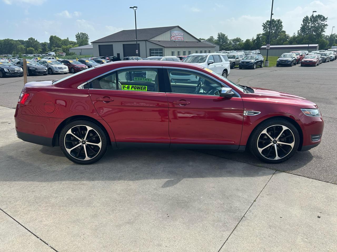 Ford Taurus 4dr Sdn Limited FWD 2014