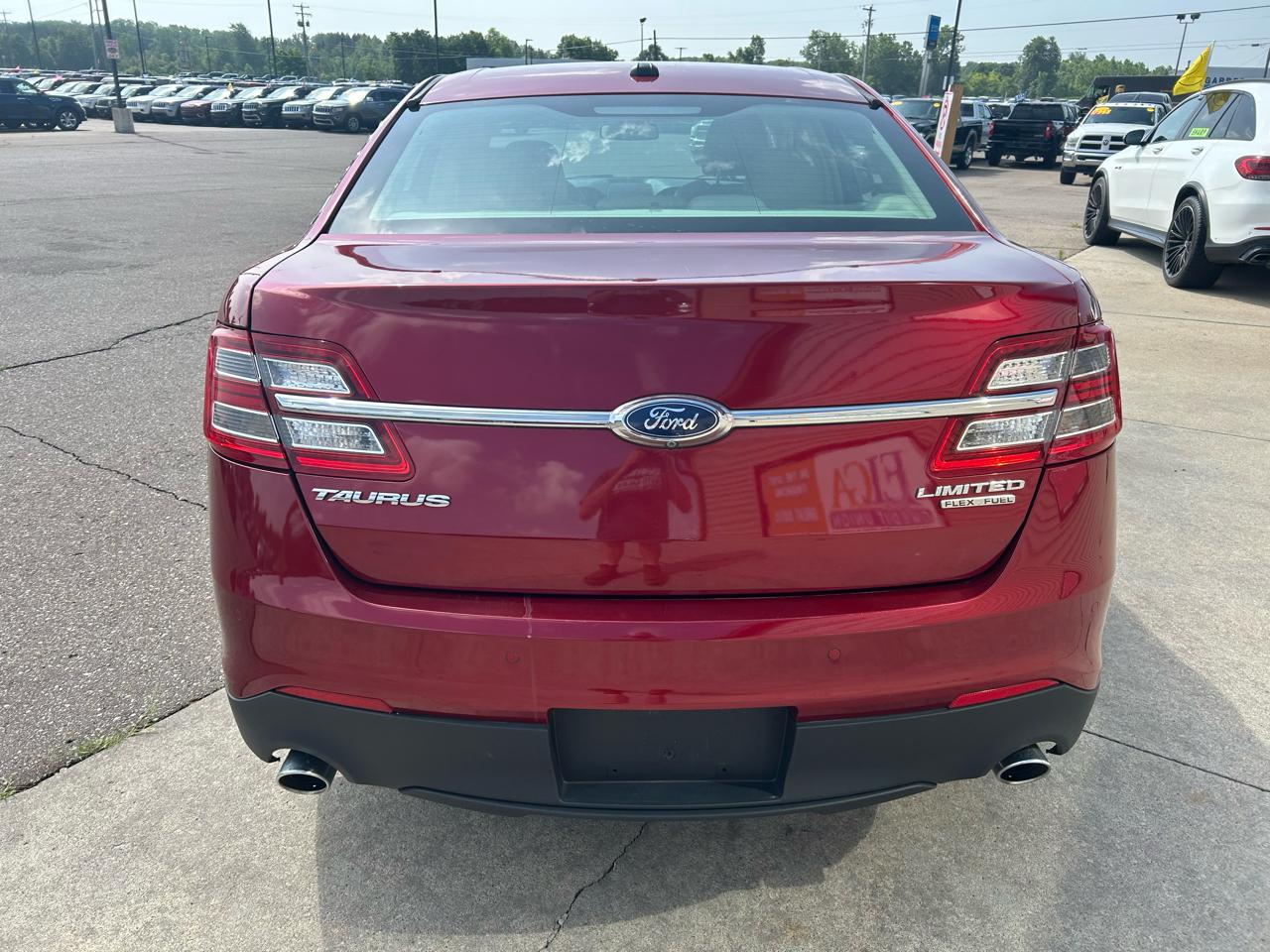 Ford Taurus 4dr Sdn Limited FWD 2014