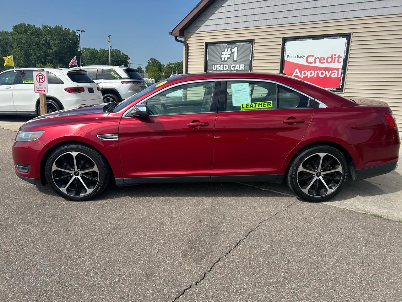 Ford Taurus 4dr Sdn Limited FWD 2014