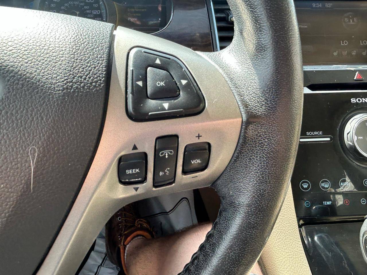 Ford Taurus 4dr Sdn Limited FWD 2014