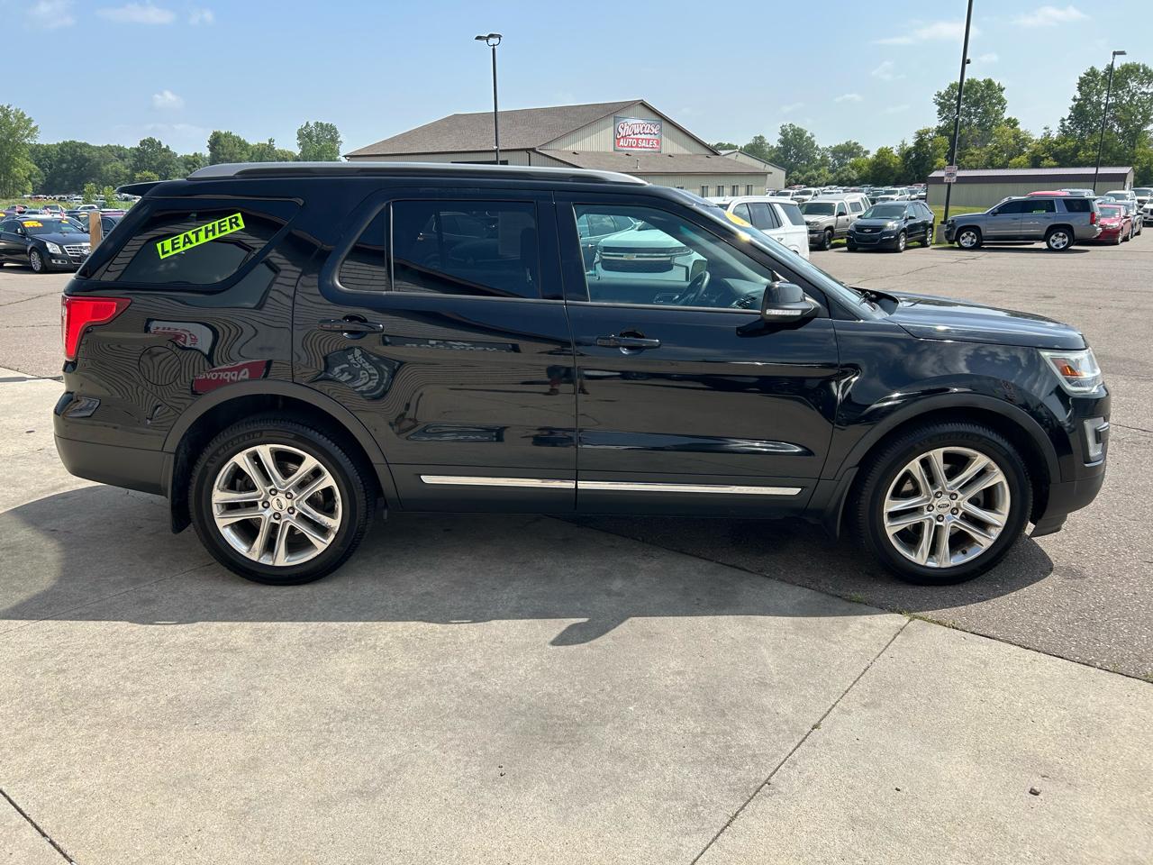 Ford Explorer XLT 4WD 2017