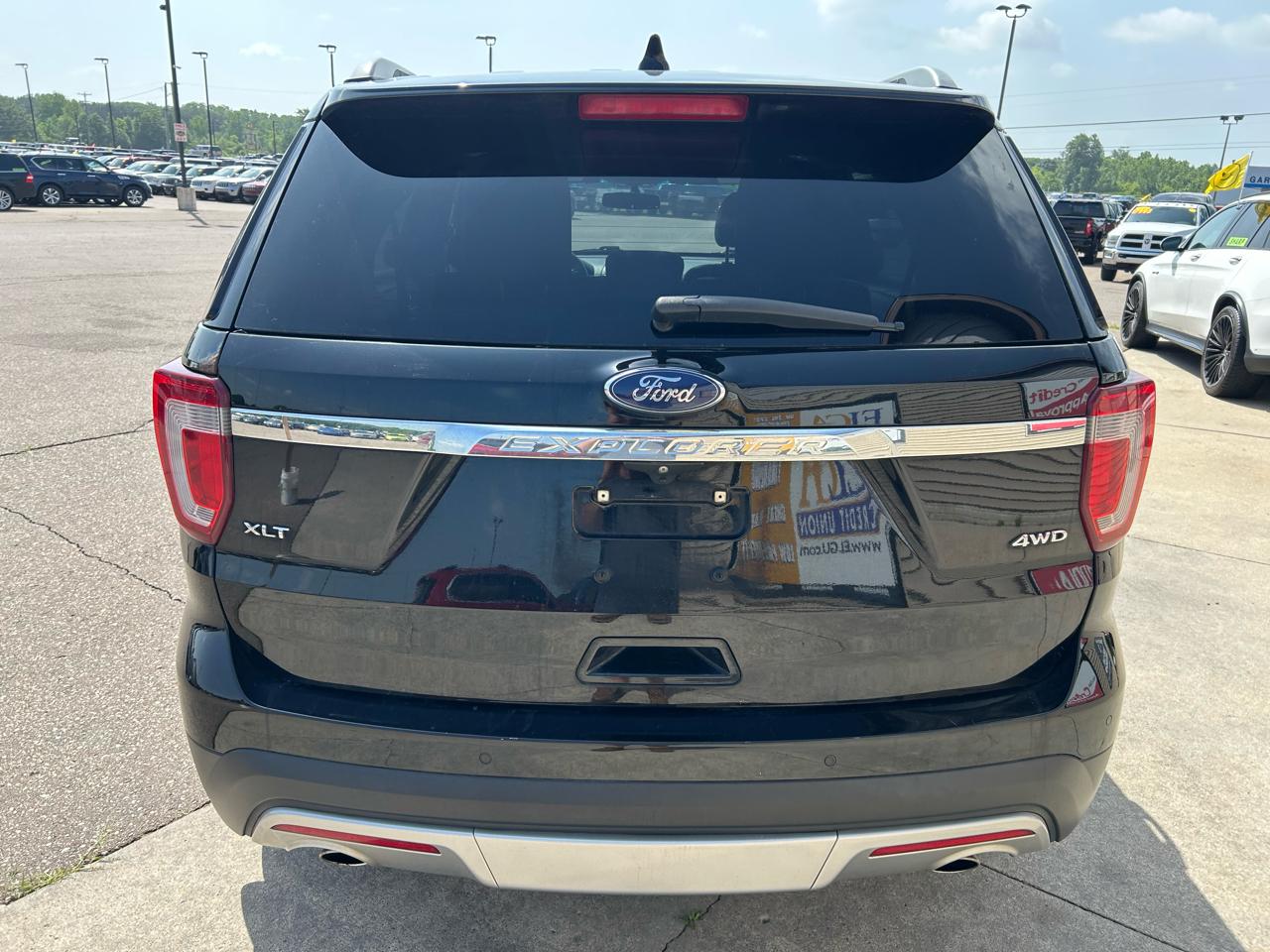 Ford Explorer XLT 4WD 2017