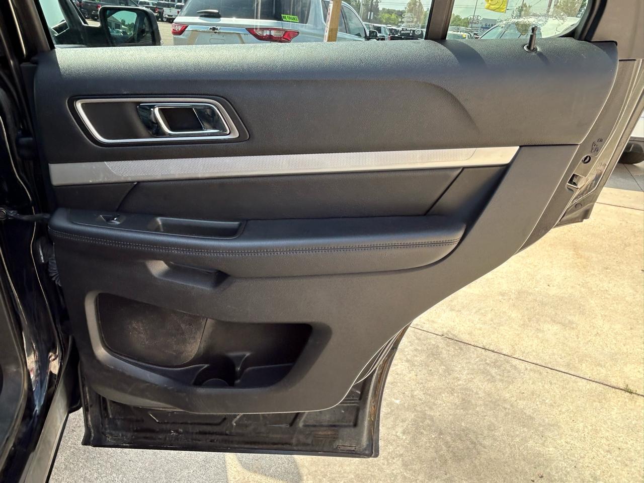Ford Explorer XLT 4WD 2017