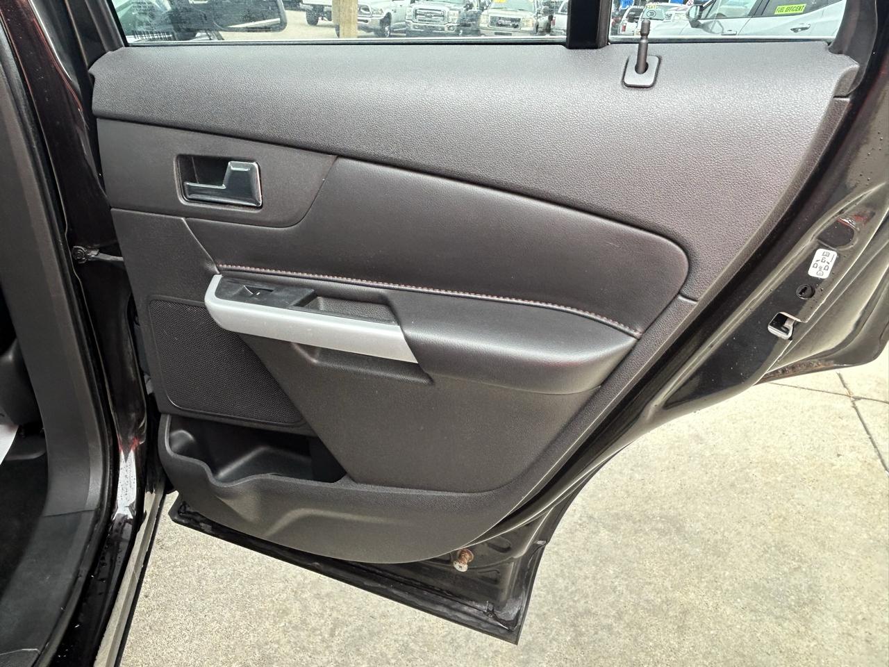 Ford Edge 4dr Limited AWD 2013
