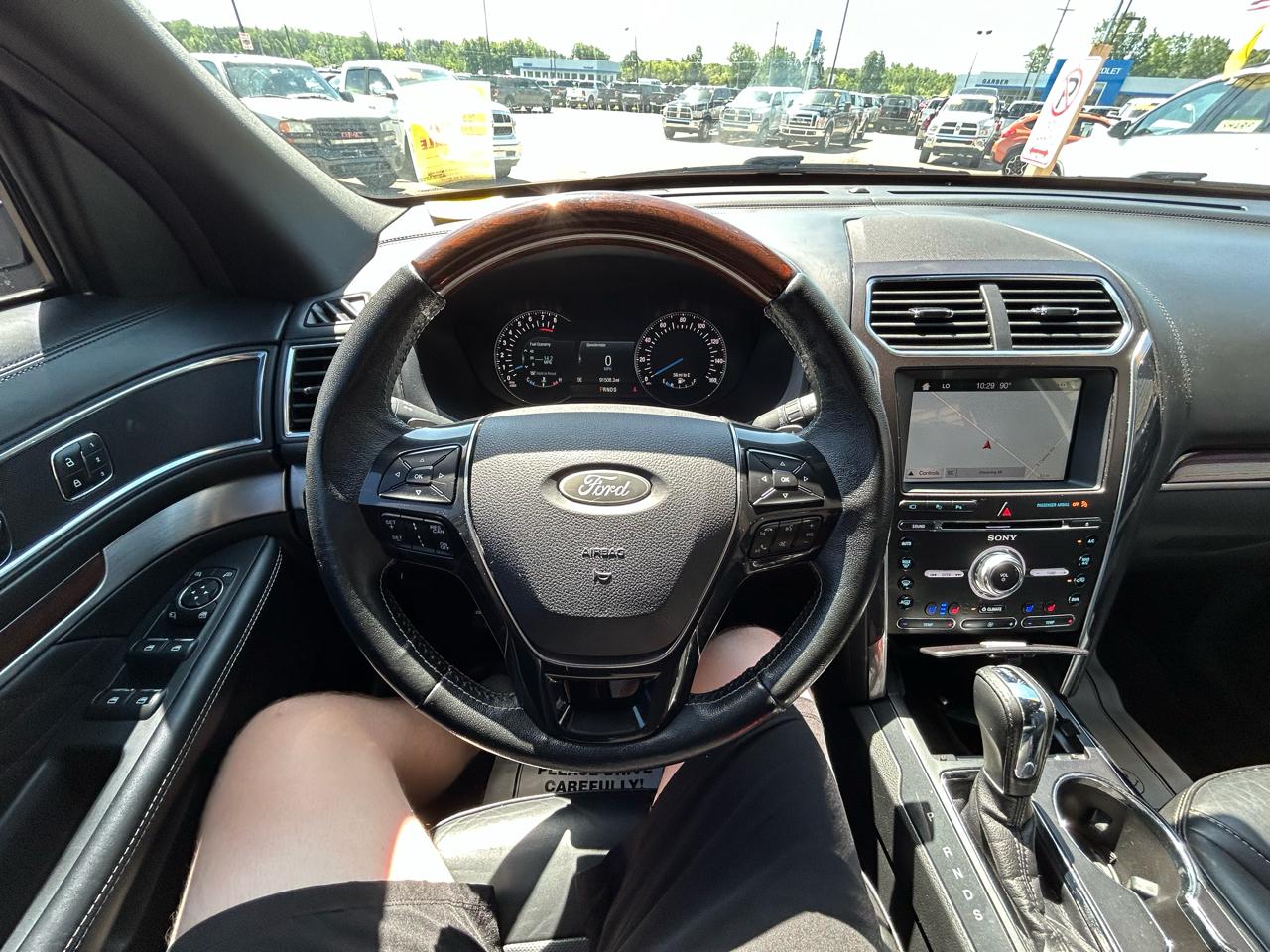 Ford Explorer Platinum 4WD 2018