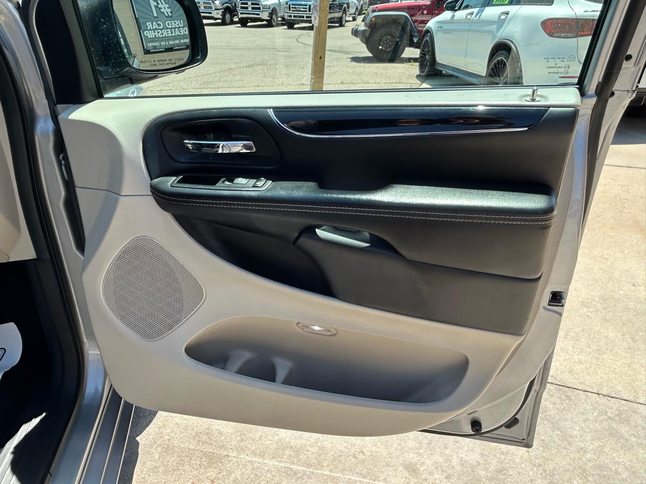 Dodge Grand Caravan SXT Wagon 2017
