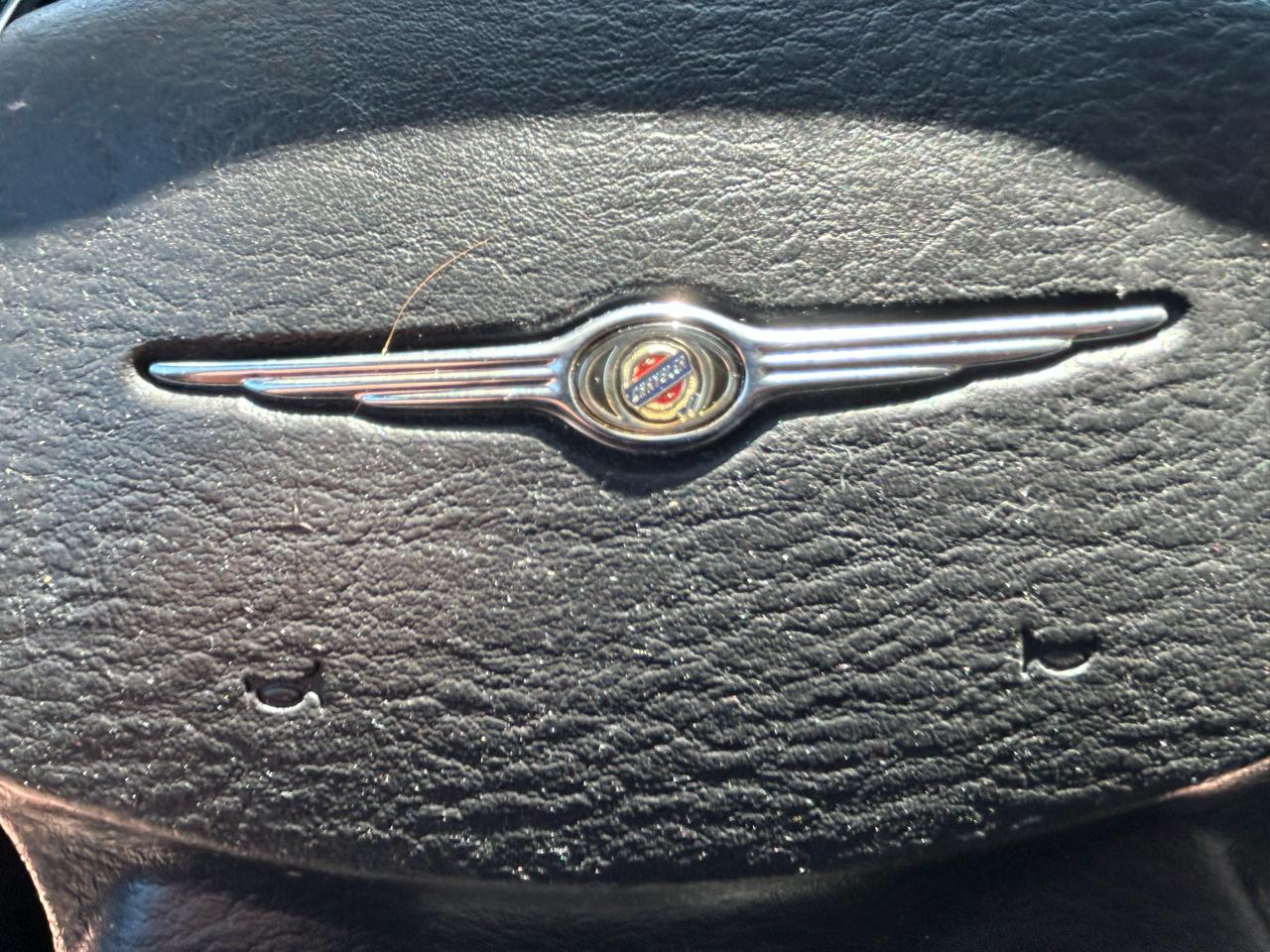 Chrysler Pacifica 4dr Wgn Touring FWD 2006