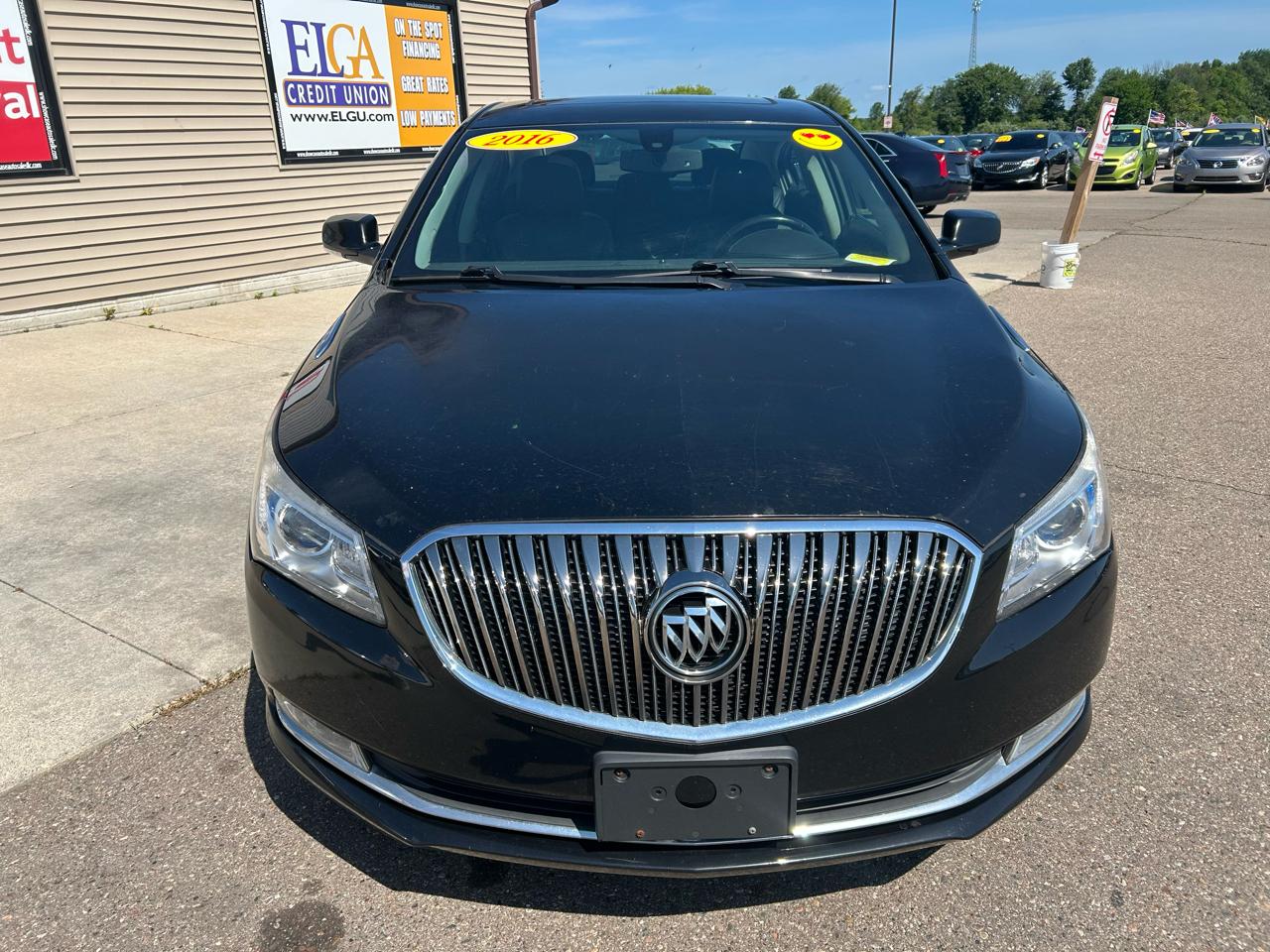 Buick LaCrosse 4dr Sdn Leather FWD 2016