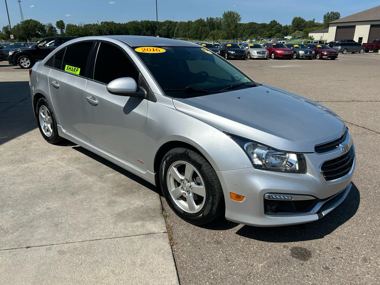 Chevrolet Cruze Limited 4dr Sdn Auto LT w/1LT 2016