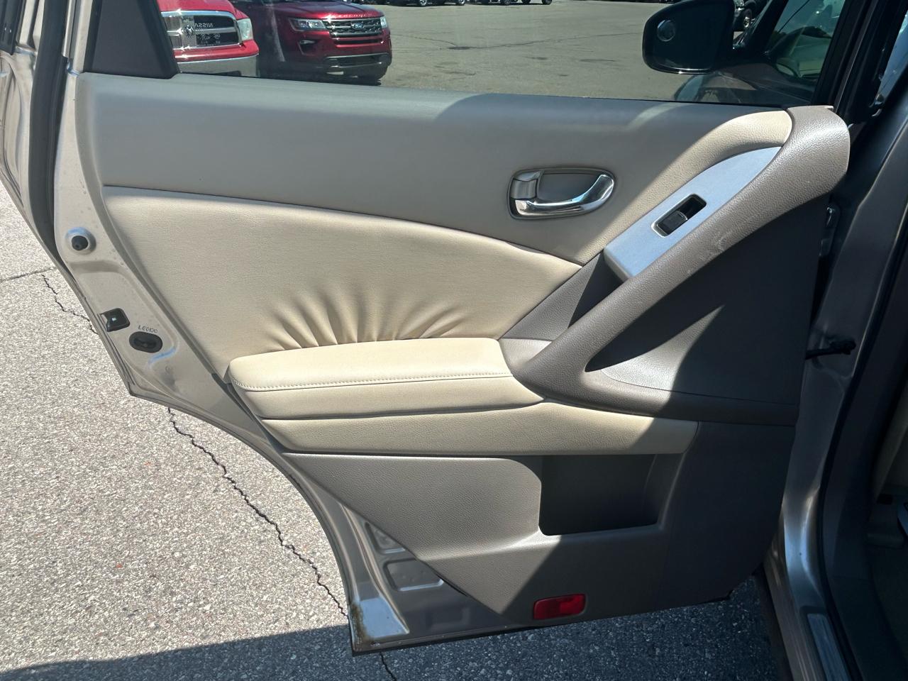 Nissan Murano AWD 4dr SL 2010