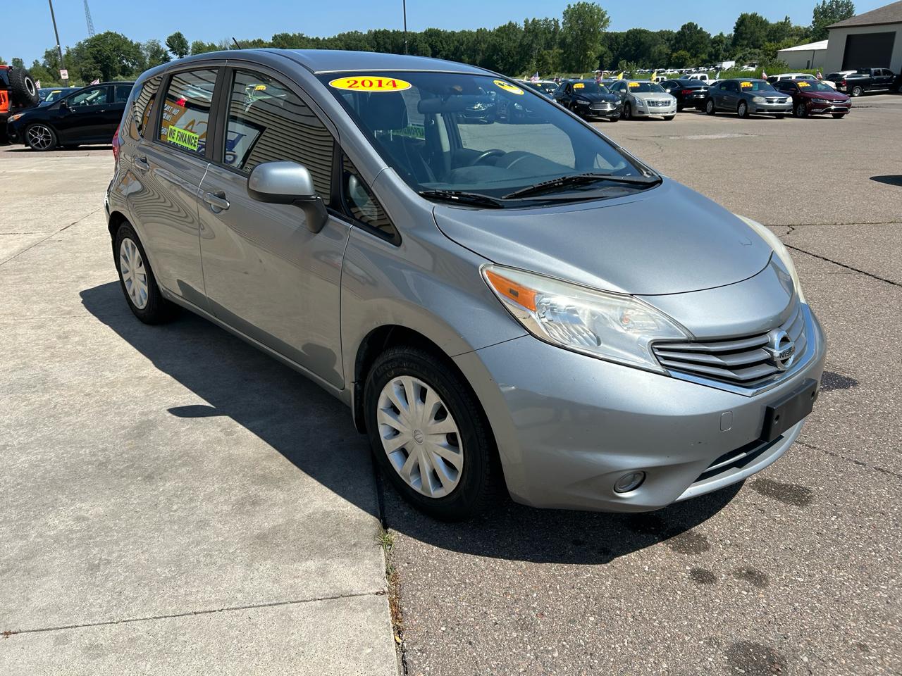 Nissan Versa Note 5dr HB CVT 1.6 S Plus 2014