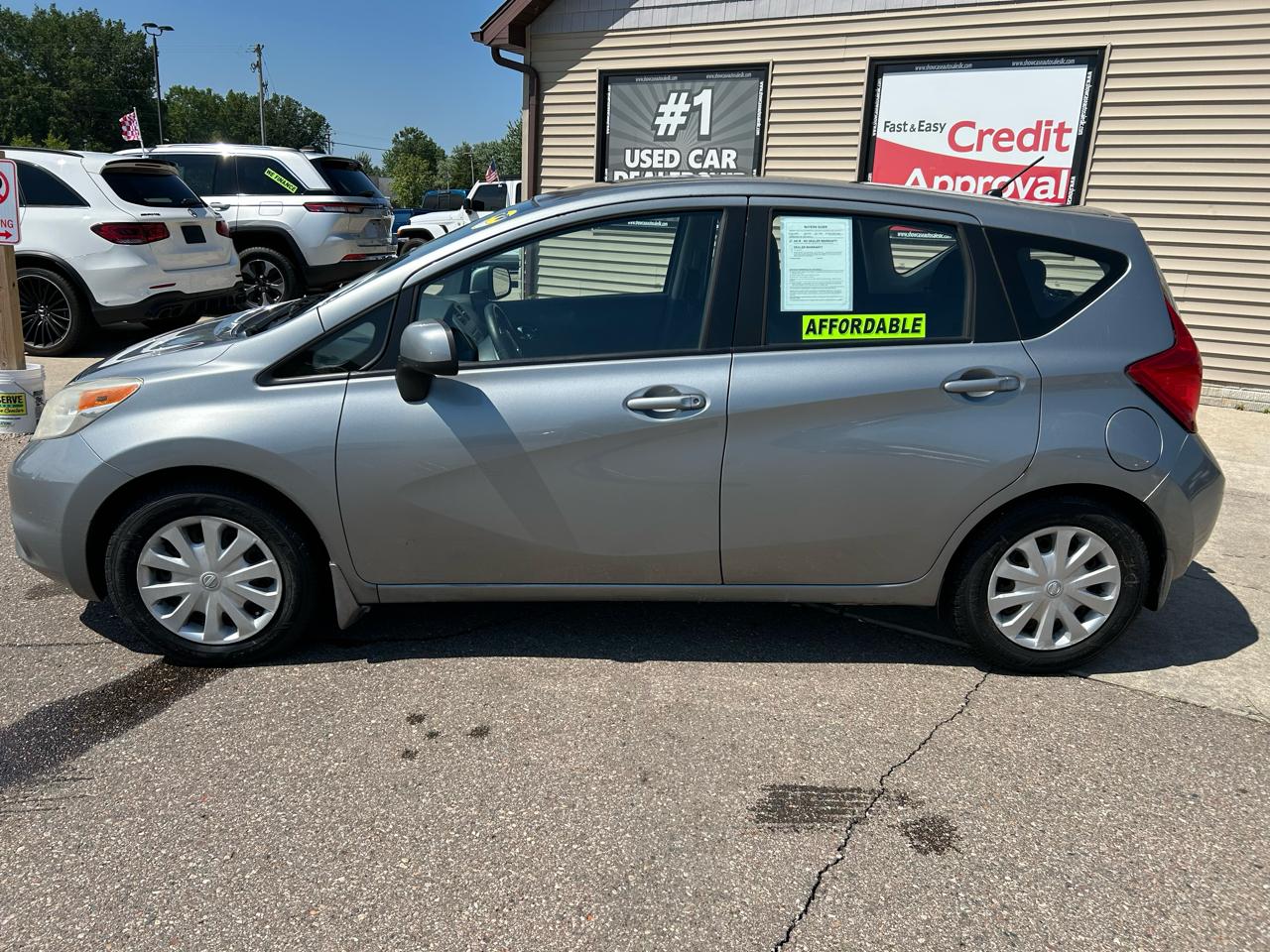 Nissan Versa Note 5dr HB CVT 1.6 S Plus 2014