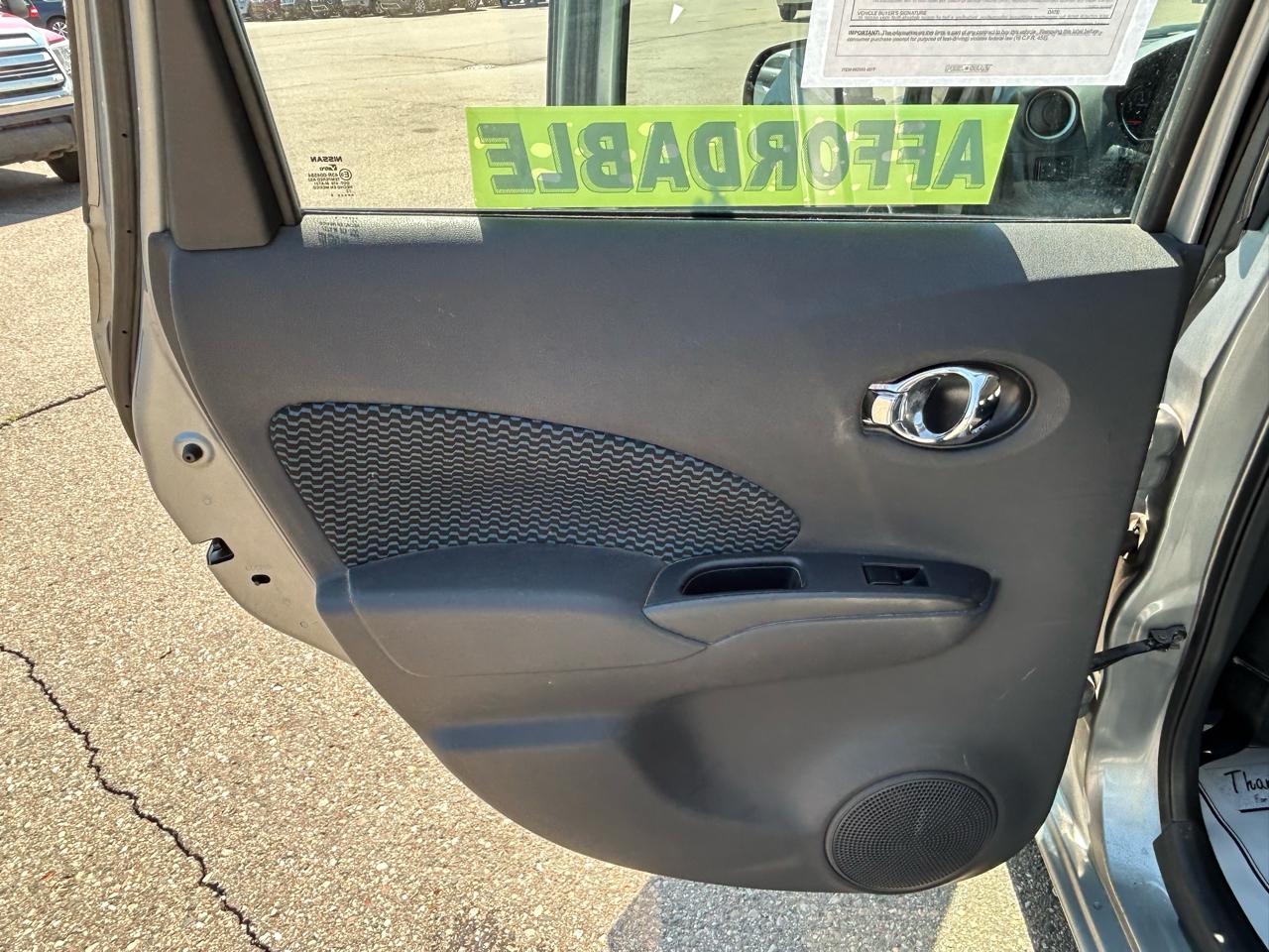 Nissan Versa Note 5dr HB CVT 1.6 S Plus 2014