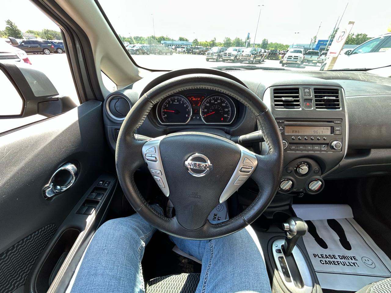 Nissan Versa Note 5dr HB CVT 1.6 S Plus 2014