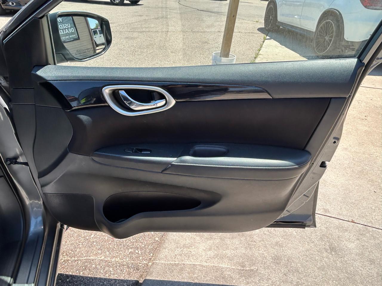 Nissan Sentra SV CVT *Ltd Avail* 2019
