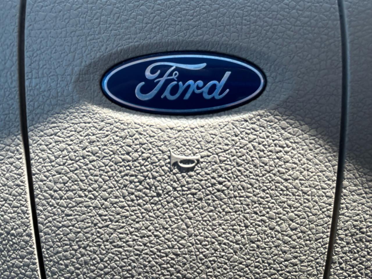 Ford F-150 4WD SuperCrew 139" Lariat 2008