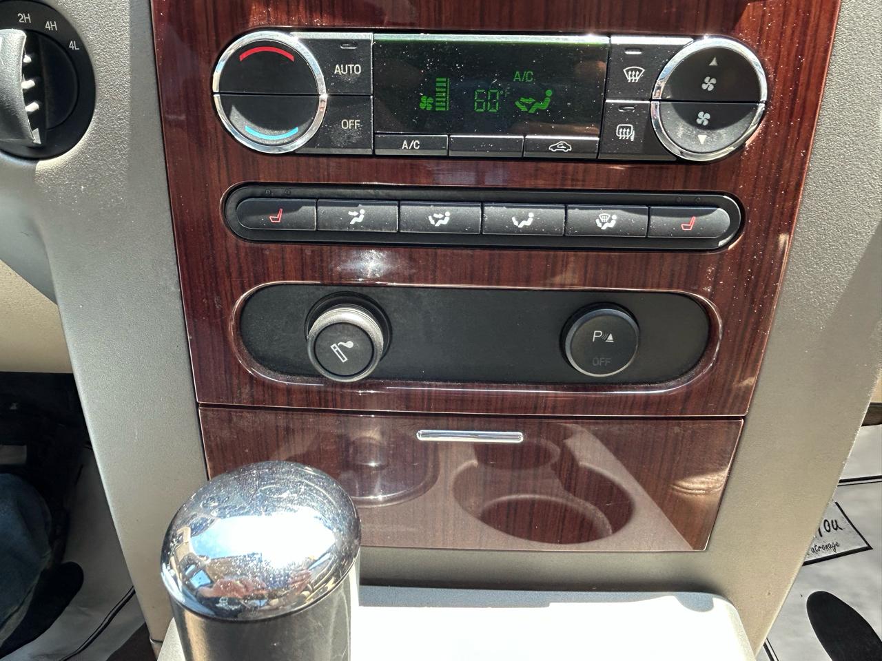 Ford F-150 4WD SuperCrew 139" Lariat 2008