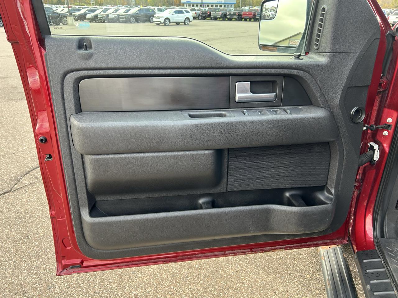 Ford F-150 4WD SuperCrew 145" FX4 2014