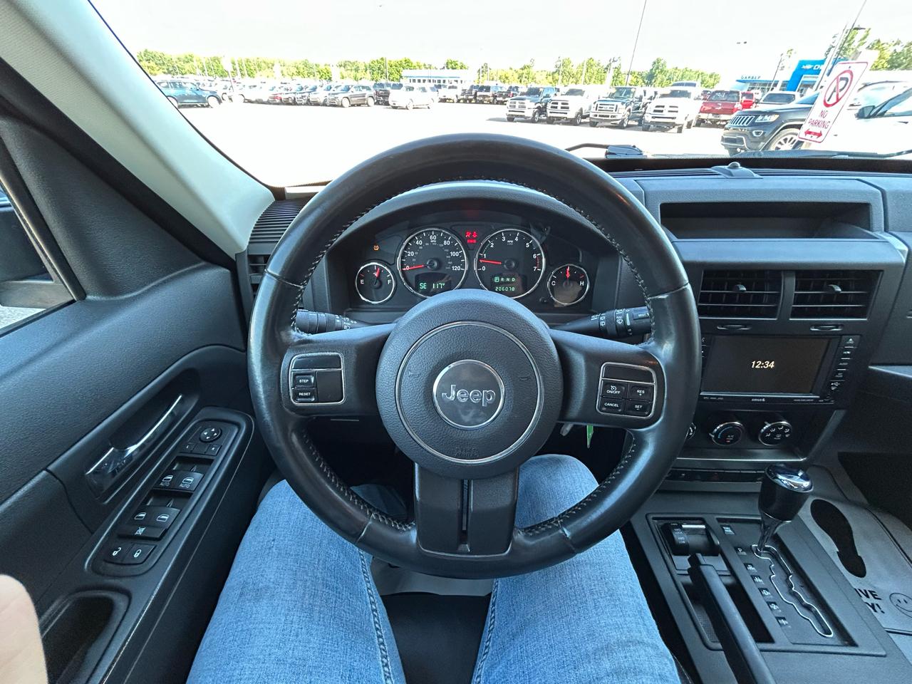 Jeep Liberty 4WD 4dr Sport Jet 2011