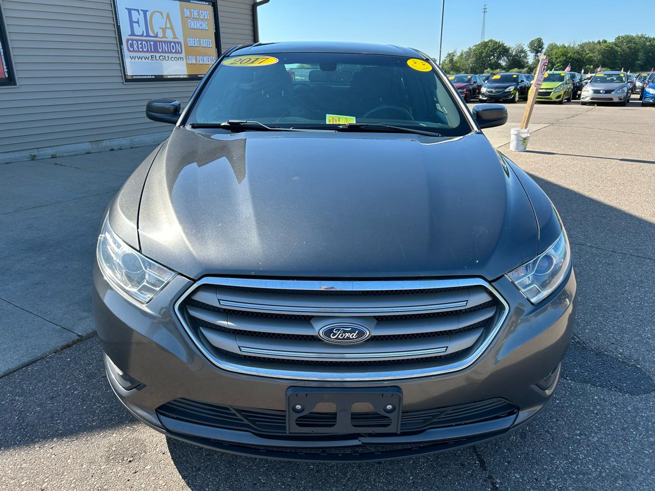 Ford Taurus SEL AWD 2017